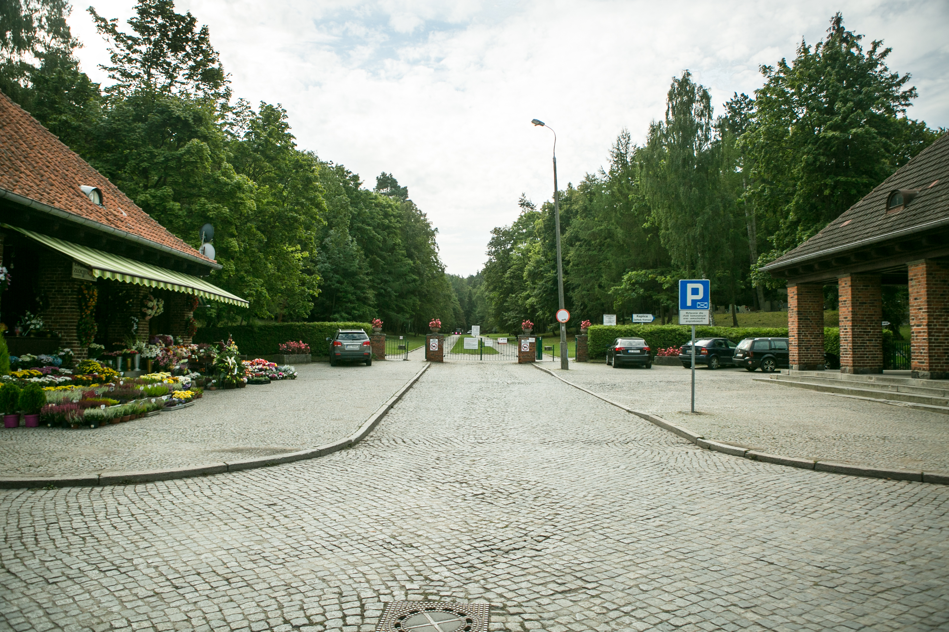 Cmentarz Centralny Srebrzysko Cmentarze W Gdansku